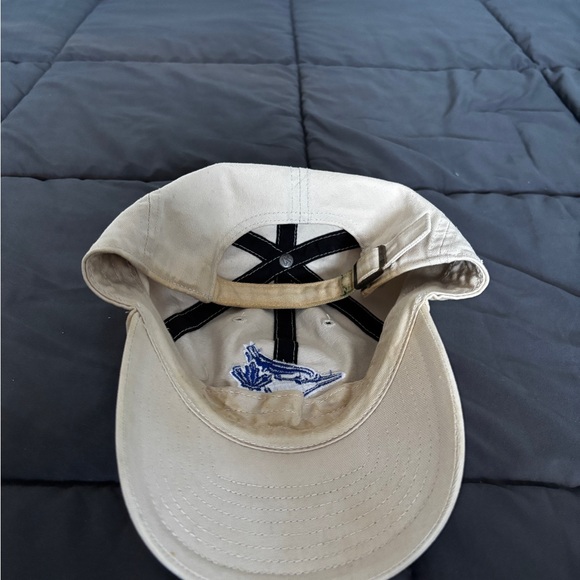 Toronto Blue Jays Ballcap - Picture 3 of 3